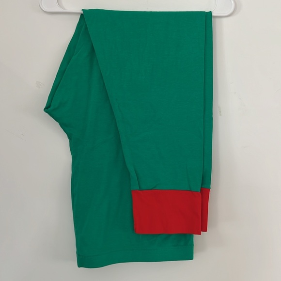 Men's Elf Pajamas - Top and Bottom - Size XXL - Picture 4 of 4